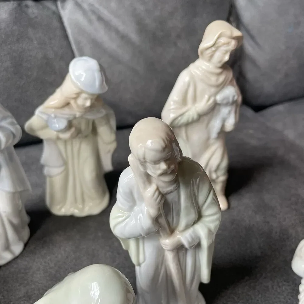 Navtivity Set 10 Piece Mary Joseph Jesus Wise Men Camel Cow Sheep